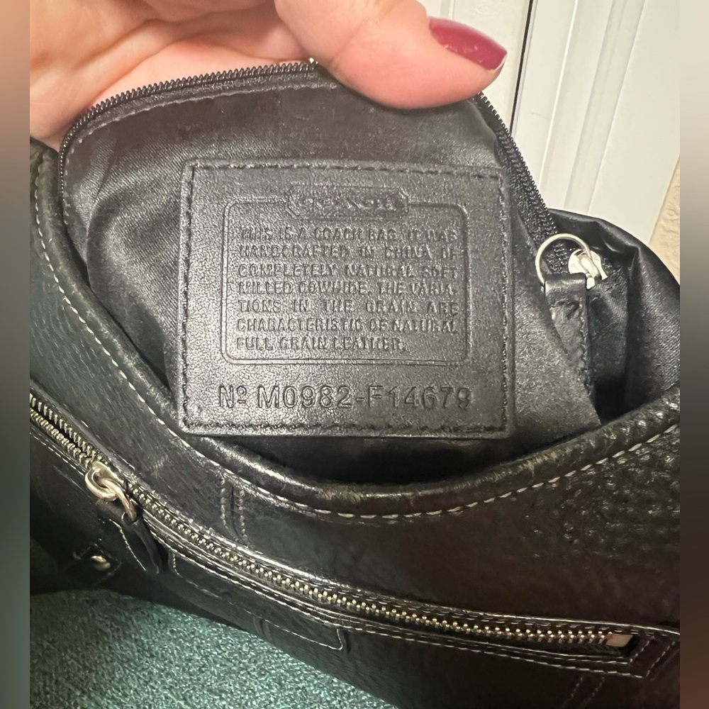 Coach Penelope Hippie crossbody Black Pebbled Leather Bag #F14679 - Picture 6 of 7